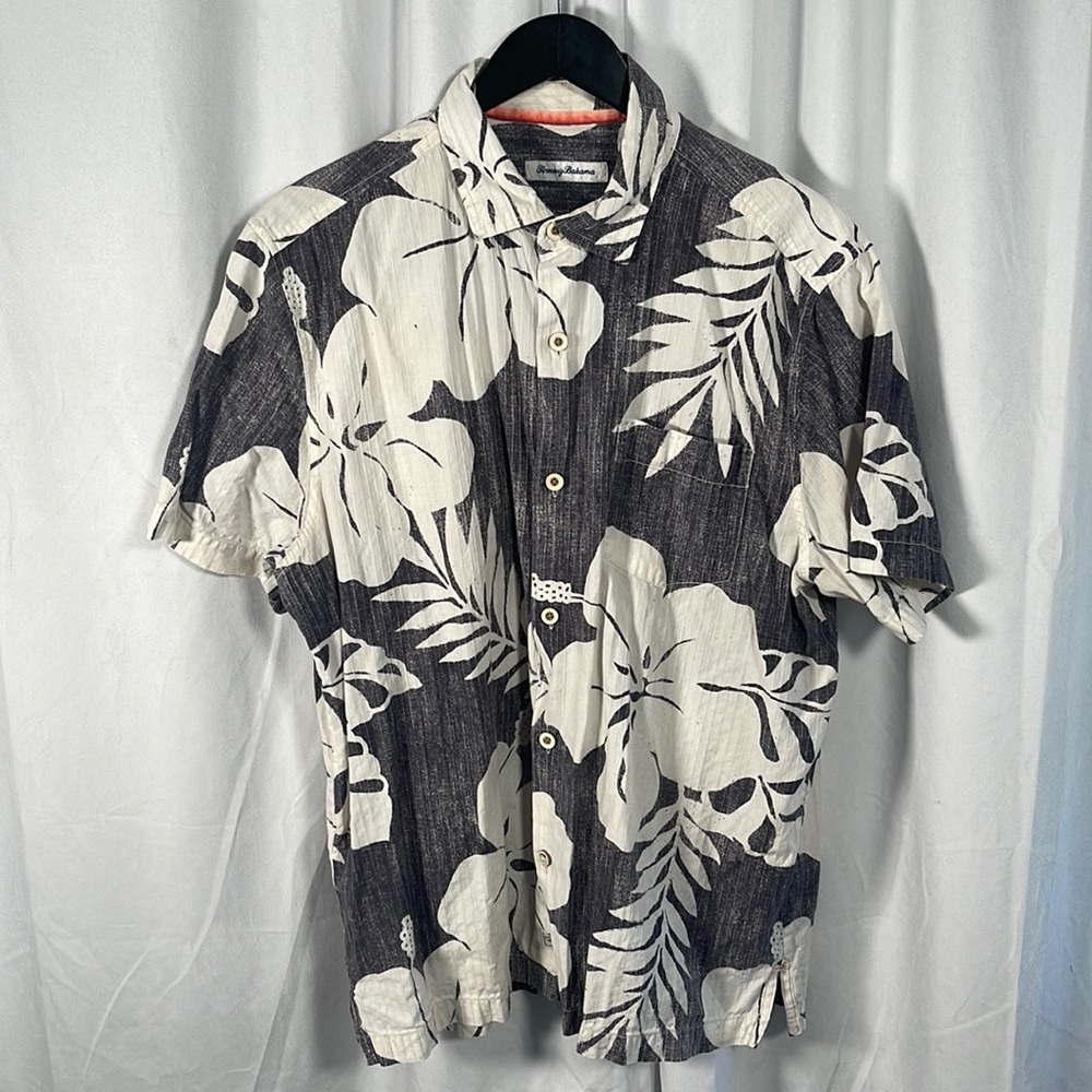Tommy Bahama Floral Print Button Down Shirt | Large